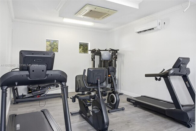 Building Photo - 8430 SW 8th St