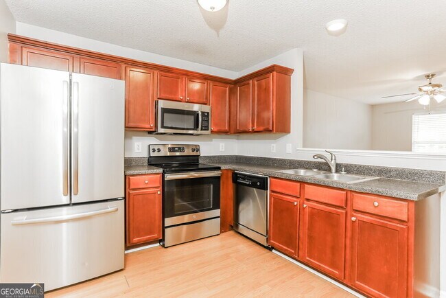 Building Photo - 241 Lossie Ln