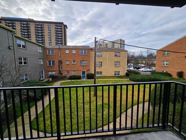 Building Photo - 412 N Armistead St