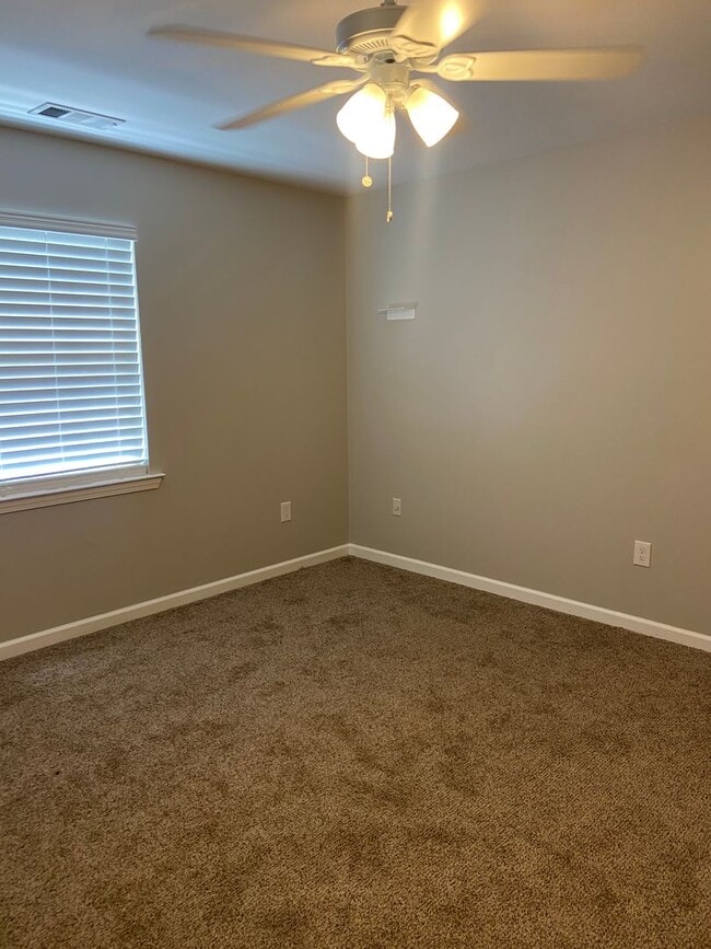 Building Photo - New For Rent in Alabaster!