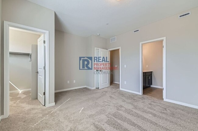 Building Photo - 1759 Peak Lp