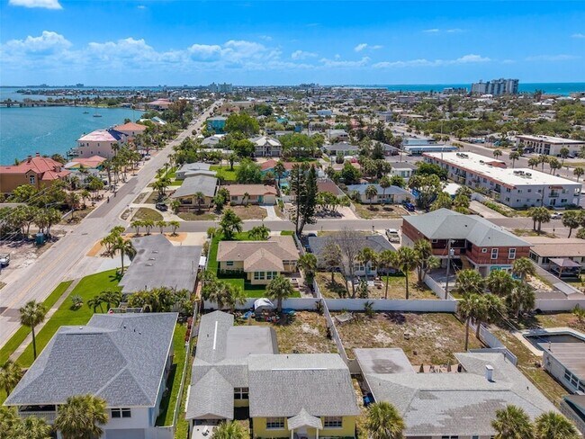 Building Photo - 315 82nd Ave