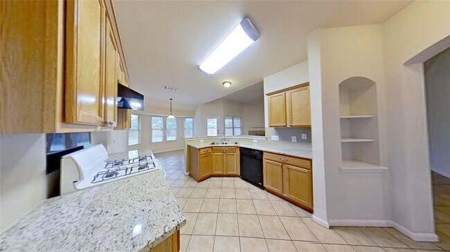 Building Photo - 903 Lantana Dr