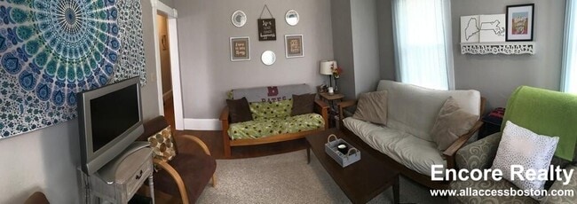 Building Photo - 8-8 Sunset St