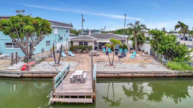 Building Photo - 11420 1st St E