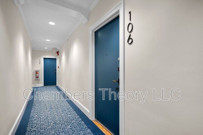 Building Photo - 3220 17th St NW