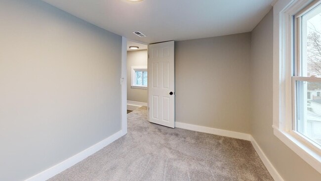 Building Photo - Old Brooklyn Area - 3 Bedrooms - Single Fa...