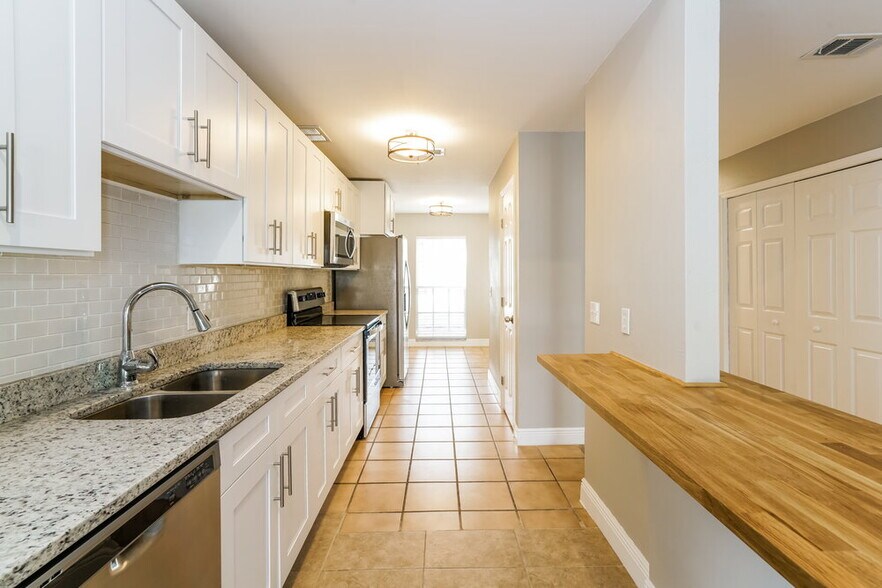 Building Photo - 1620 Cobbler Dr