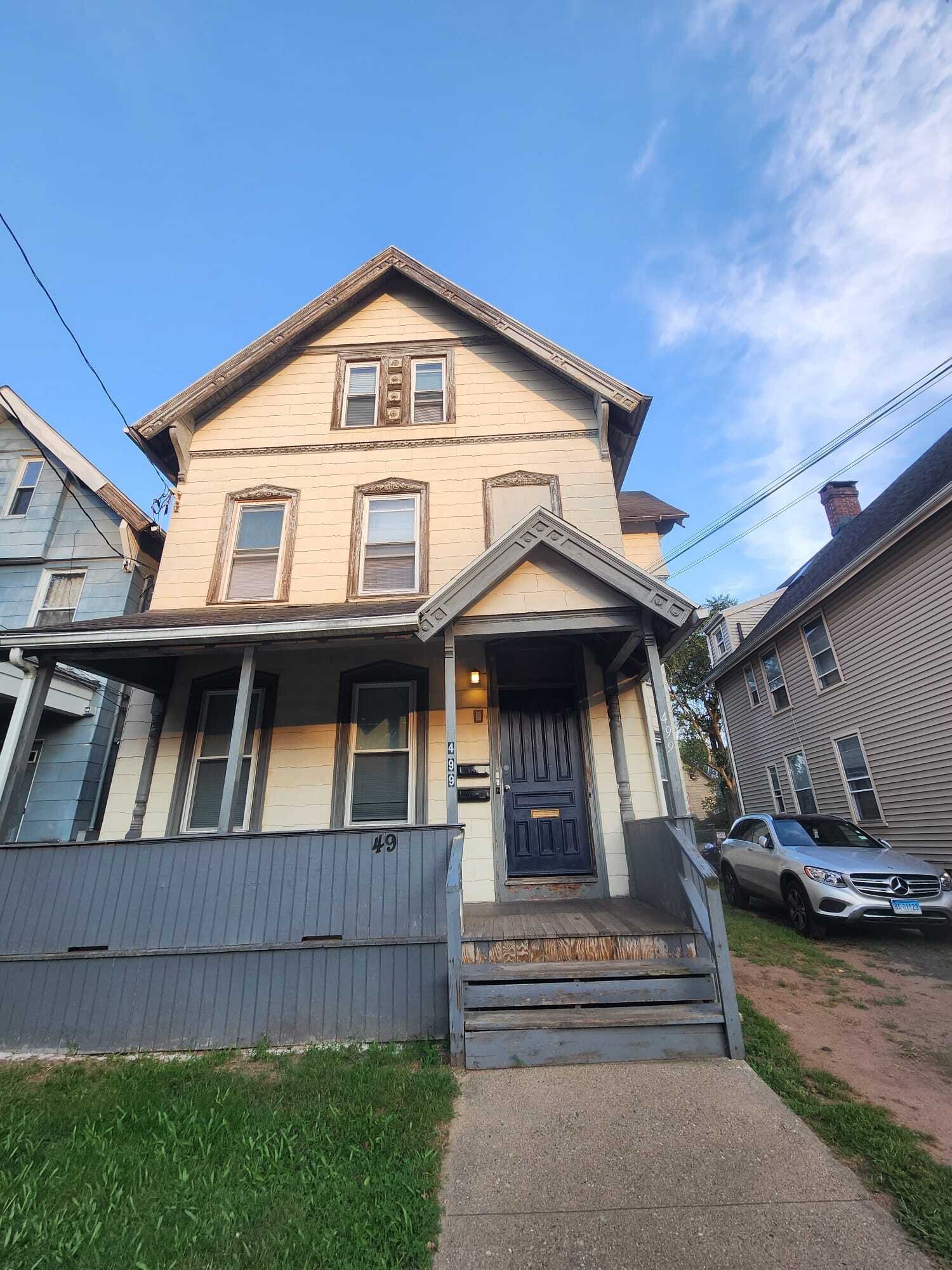 Building Photo - 499 Winthrop Ave