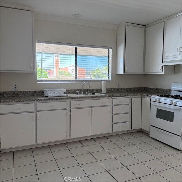 Building Photo - 125 N Greenwood Ave