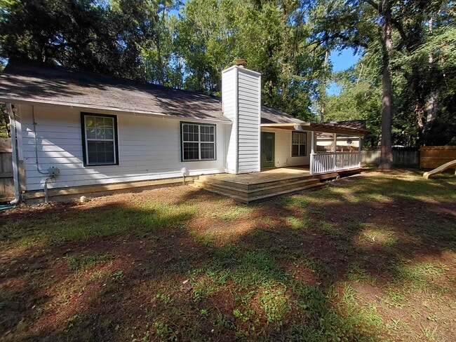 Building Photo - 1667 Folkstone Rd