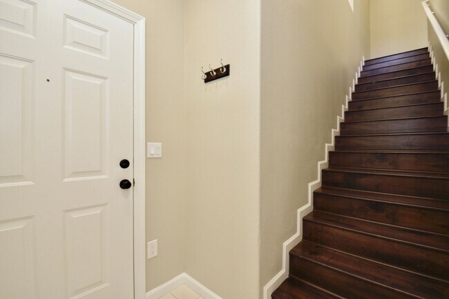 Building Photo - UPGRADED LOVELY 2 BED 2 BATH CONDO AT VISTANA