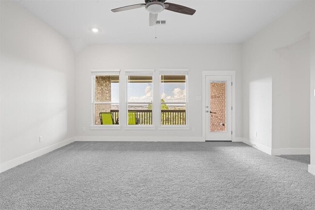 Building Photo - 2233 Bellisa Vis Dr