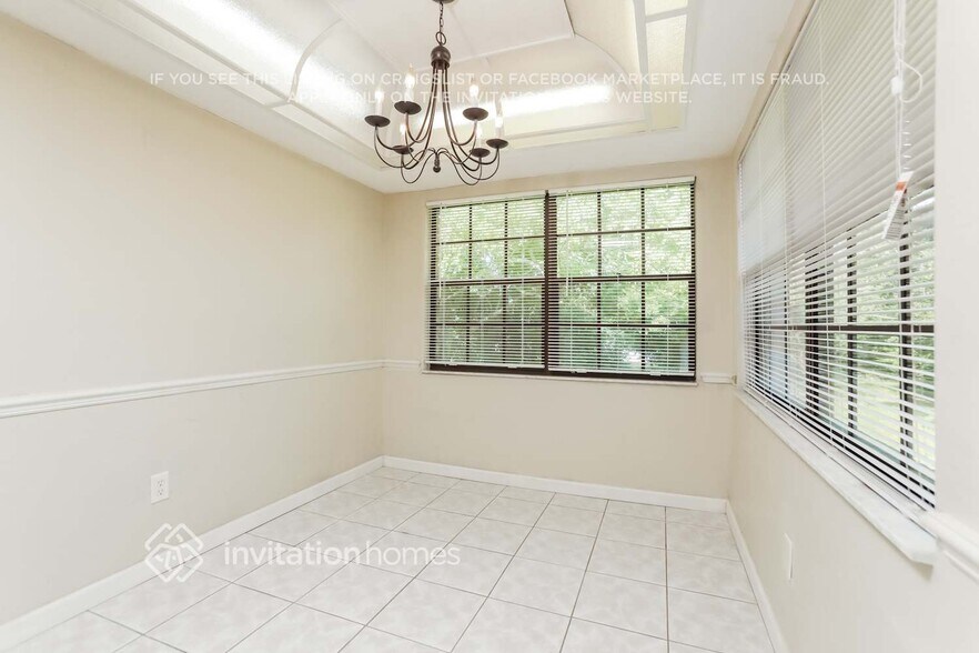 Building Photo - 1056 Galgano Ave