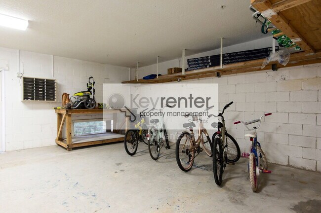 Building Photo - 130 164th Ave