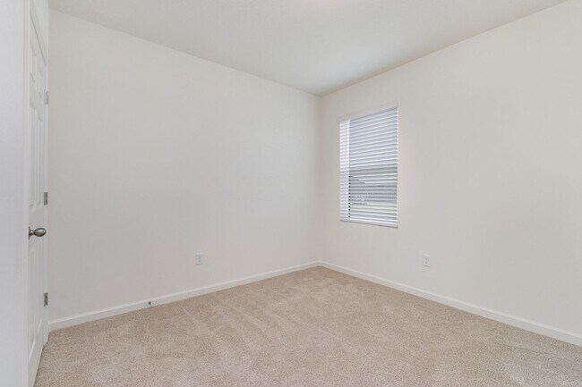 Building Photo - 6714 Topaz Dr