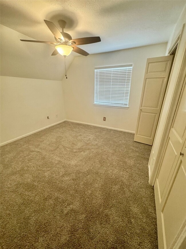 Building Photo - 3247 Little Bear Dr