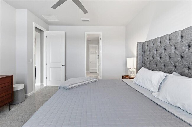 Building Photo - 20440 Revival Ln