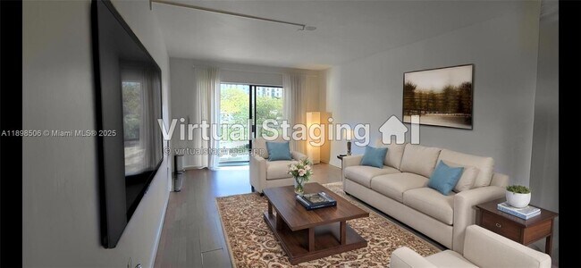 Building Photo - 1650 NE 115th St