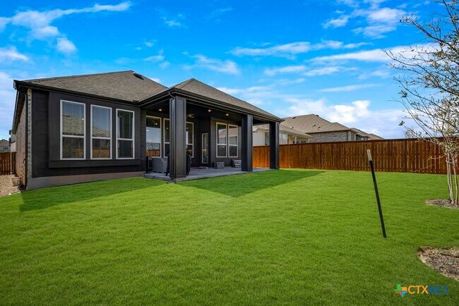 Building Photo - 5725 Huron Dr