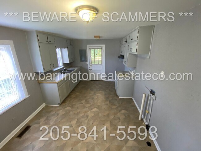 Building Photo - 829 Jackson Blvd