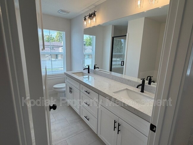 Building Photo - 8812 S Cys Pk Lane
