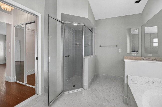 Building Photo - 6502 Brava Way