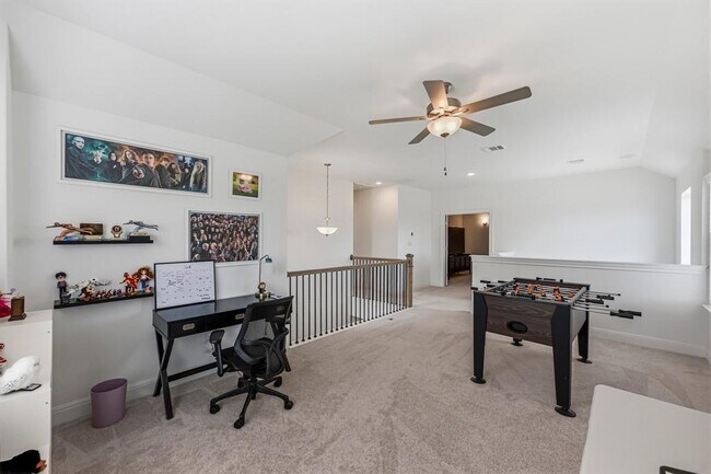 Building Photo - 6700 Cliff Rose Dr