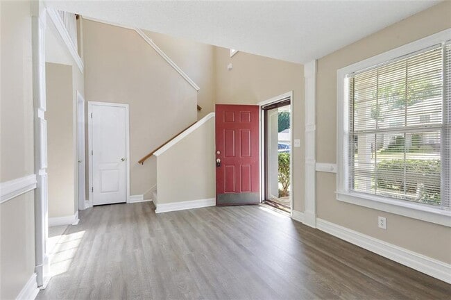 Building Photo - 312 Eagle Way