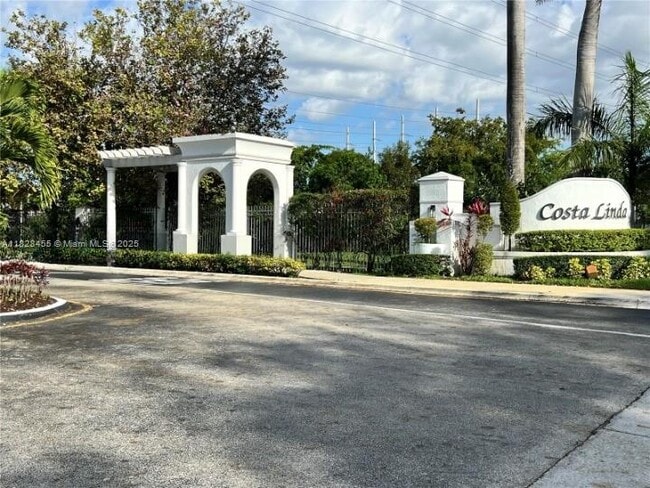 Building Photo - 5440 NW 107th Ave