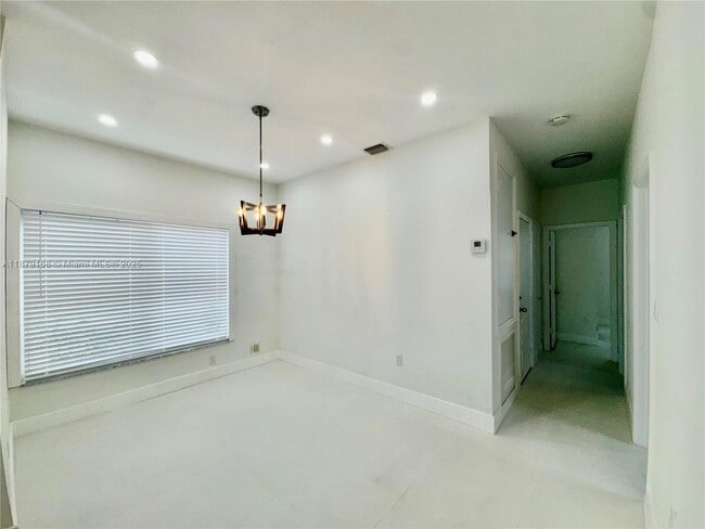 Building Photo - 16420 Sapphire St