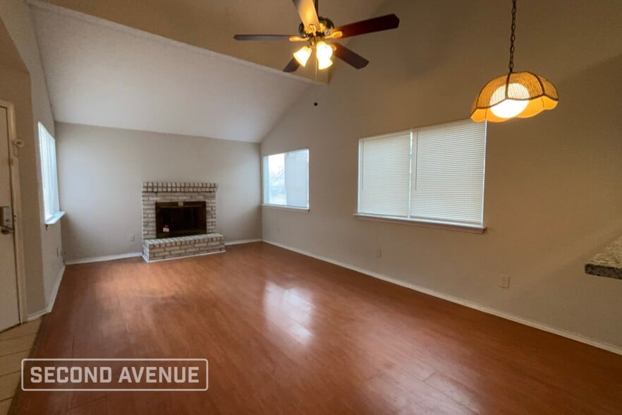 Building Photo - 3410 Brookston St