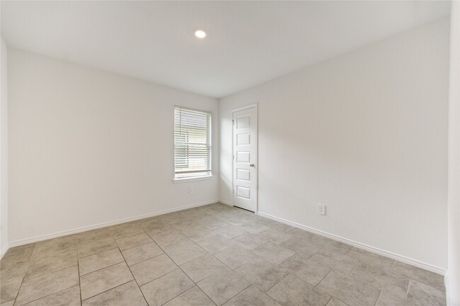 Building Photo - 7547 Cattle Walker Ct