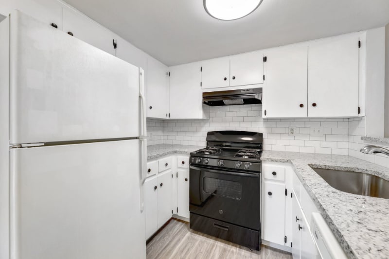 Building Photo - 1802 Rawhide Dr