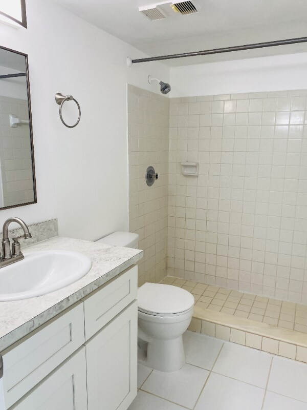 Building Photo - 200 S Sykes Creek Pkwy