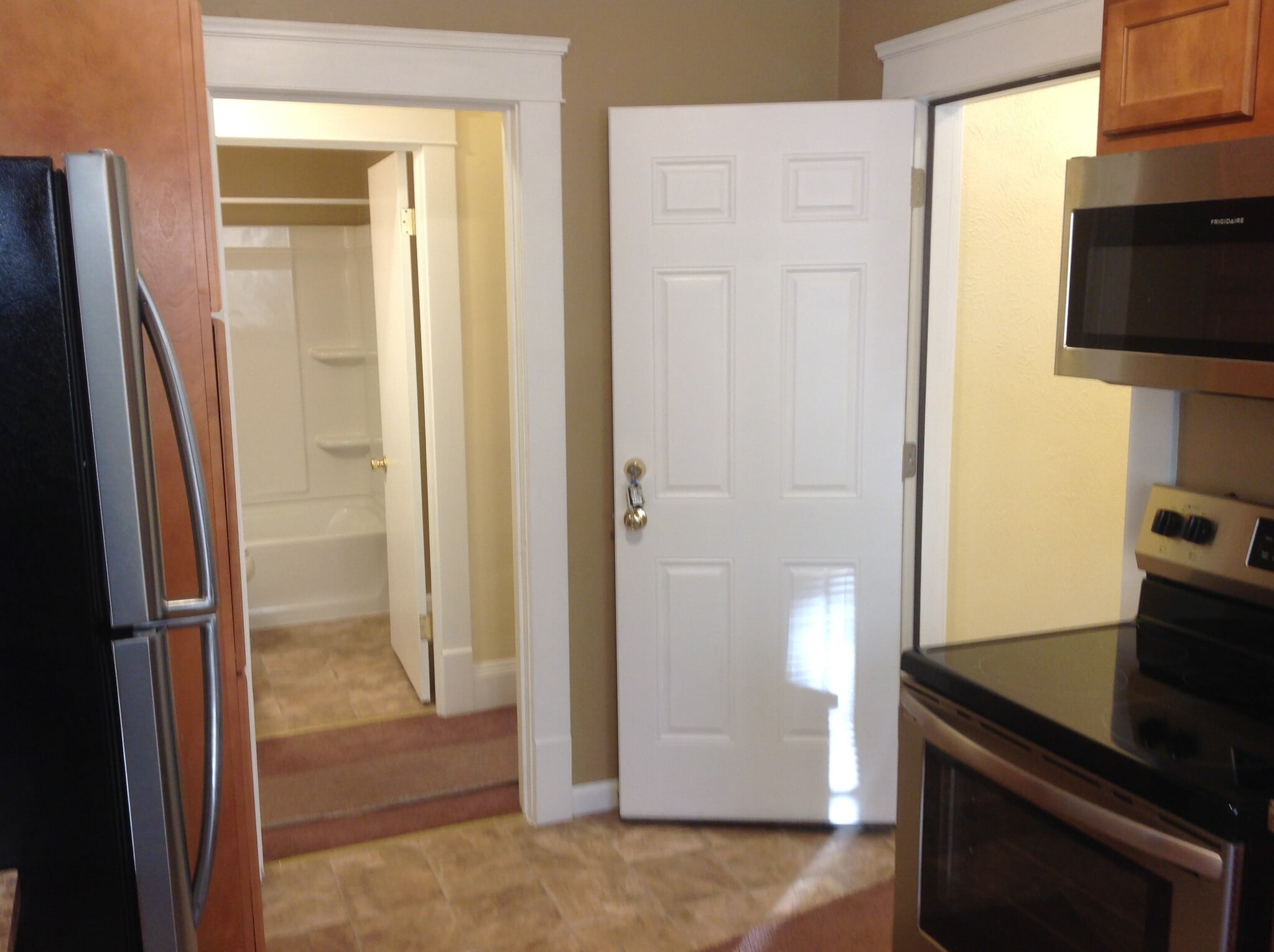 Building Photo - 4027 E 52nd St