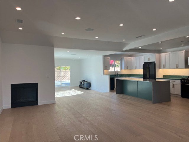 Building Photo - 18371 Lahey St