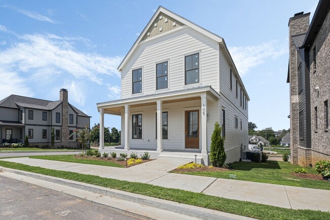 Primary Photo - Luxury June Lake Custom Home