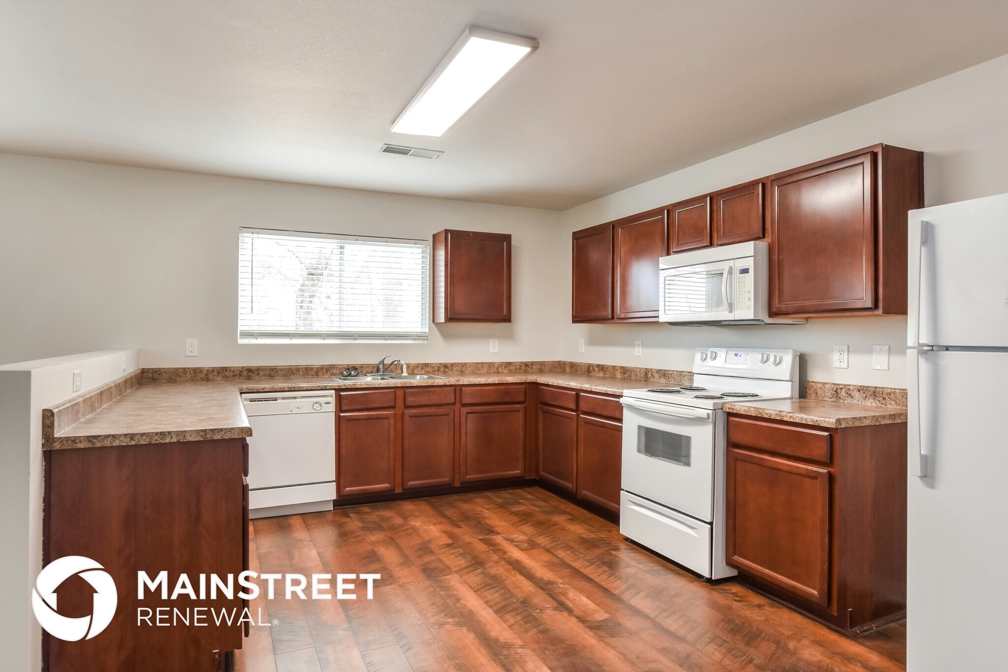 Building Photo - 255 Bermuda Lakes Dr