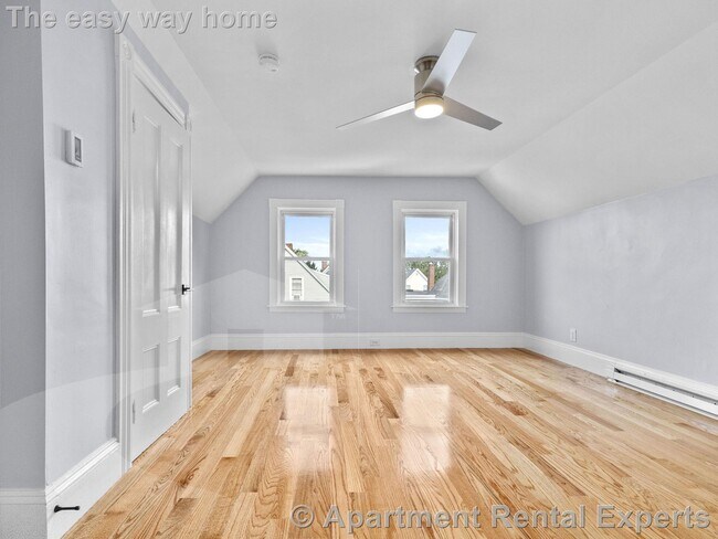 Building Photo - 39 Hancock St