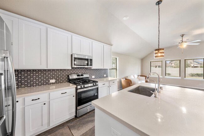 Building Photo - 4610 Orchard Creek Ln