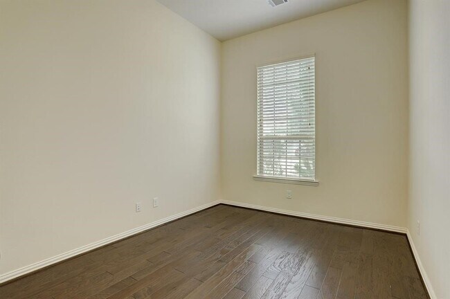 Building Photo - 17203 Bland Mills Ln