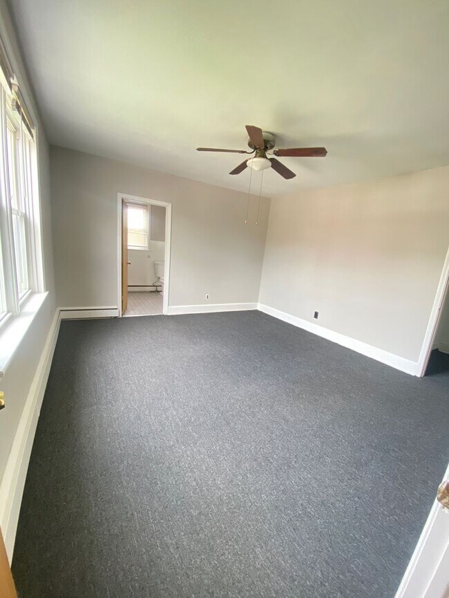 Building Photo - 5817 Keystone St