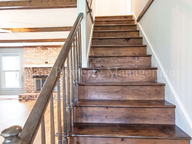 Building Photo - 4602 Terry Ln