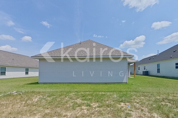 Building Photo - 22851 Monterey Ave