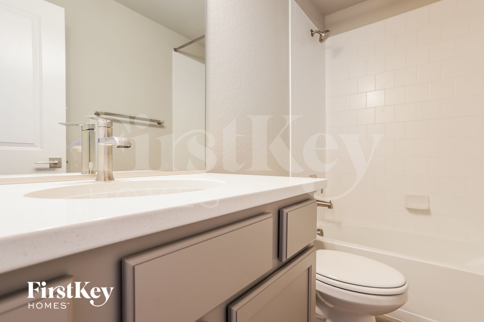 Building Photo - 10512 Horton Dr