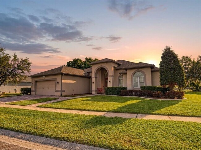 Building Photo - 13535 Bluewater Cir