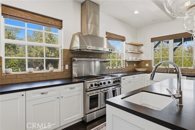 Building Photo - 28850 Hampton Pl