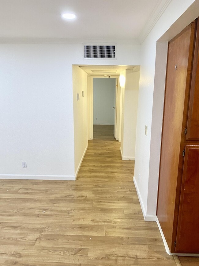 Building Photo - 1775 Panda Way