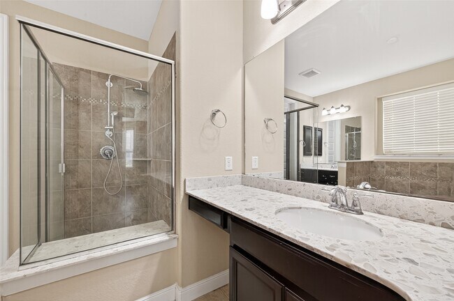 Building Photo - 3002 Overbrook Meadow Ln